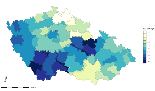 Map of the Czech Republic with the number of archaeological organisations licensed in a given area summarised on a hexagonal grid